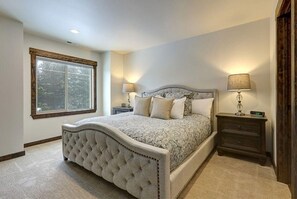 2 bedrooms, Internet, bed sheets - Great Location Near Pool with Suncadia Pool Access (Cle Elum)