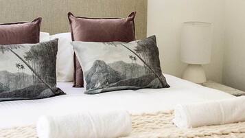 4 bedrooms, individually decorated, individually furnished, desk