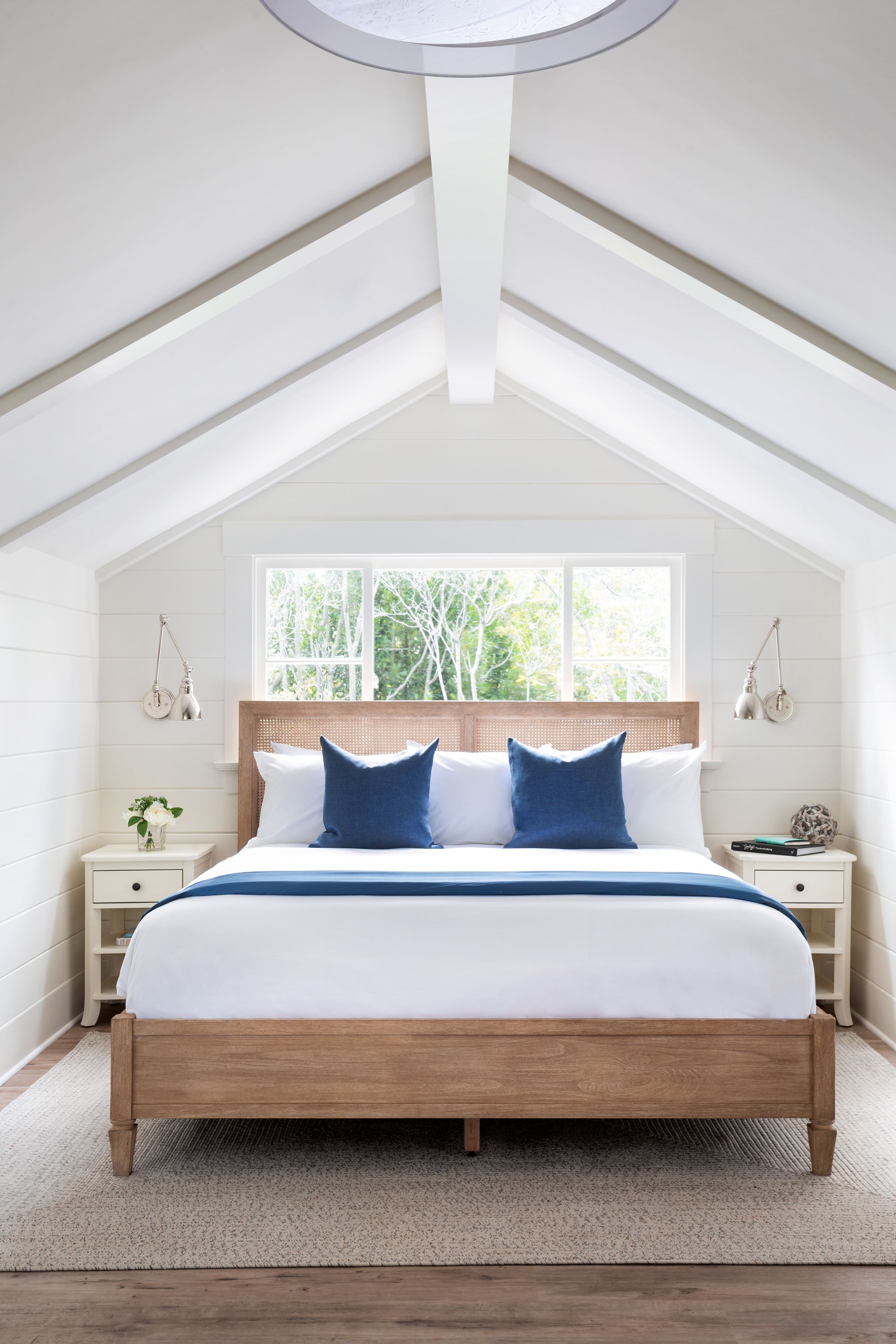 Luksus-studiosuite, flere senger (Upstairs with 1 King Bed&amp; 2 Twin Beds) | Utsikt fra rommet