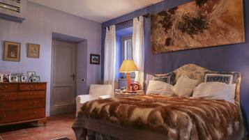 4 Schlafzimmer, Bügeleisen/Bügelbrett, WLAN, Bettwäsche