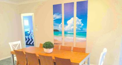 Anaheim Entertainer Deluxe