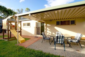 Family House, 5 Bedrooms, Garden View | Terrace/patio