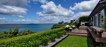 Coastal Home with Admire Lovely Sea View