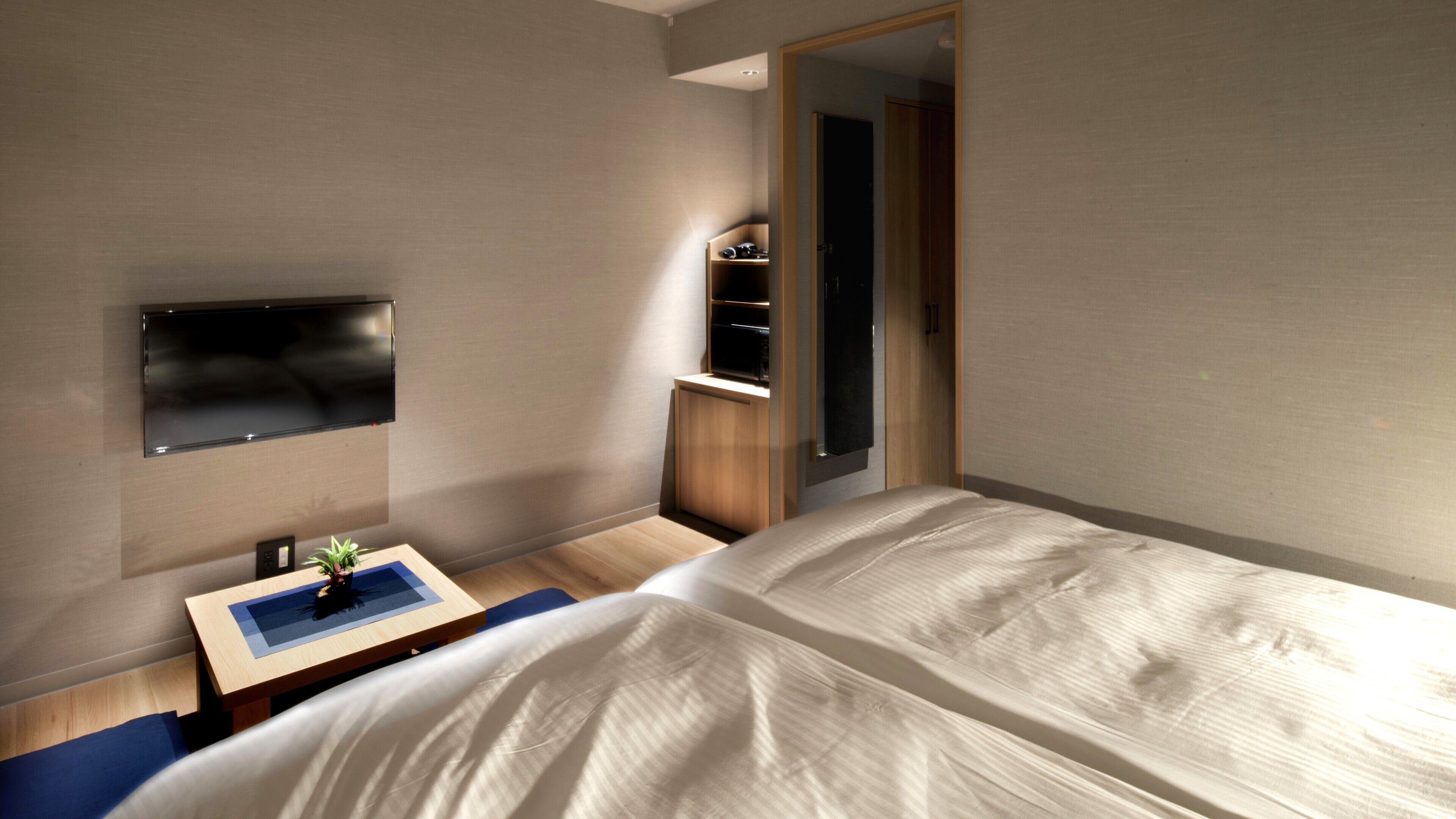 Bureau, Wi-Fi gratuit, draps fournis