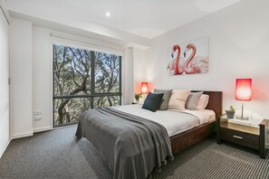 5 Bedroom House with Panoramic Views | 5 bedrooms, individually decorated, individually furnished - Dunescape (Rye)