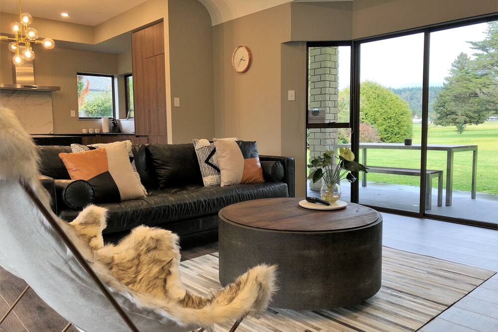 Luxury Golf-Side Lodge K Lodge Rotorua