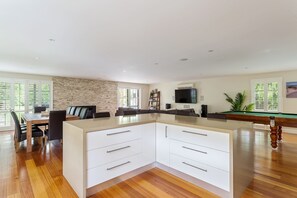 Private kitchen - Glen Retreat (Rye)