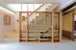 Lobby - Saen Sabai Hostel (Bang Phli)