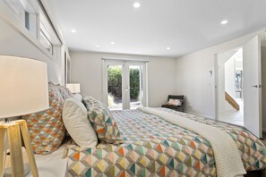 4 Bedroom House with Bay Views