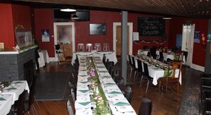 Breakfast area - St Marys Hotel and Bistro (St Marys)