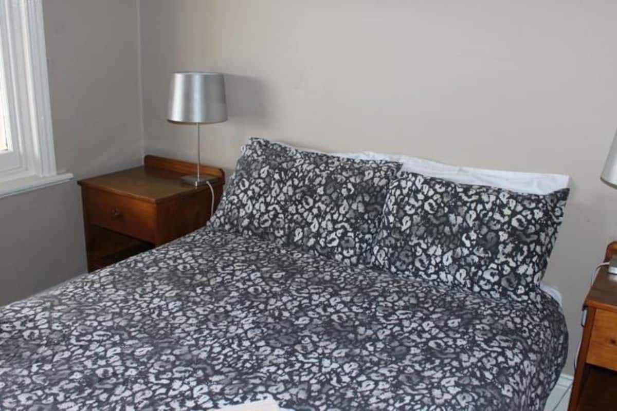 basic double room | iron/ironing board, bed sheets