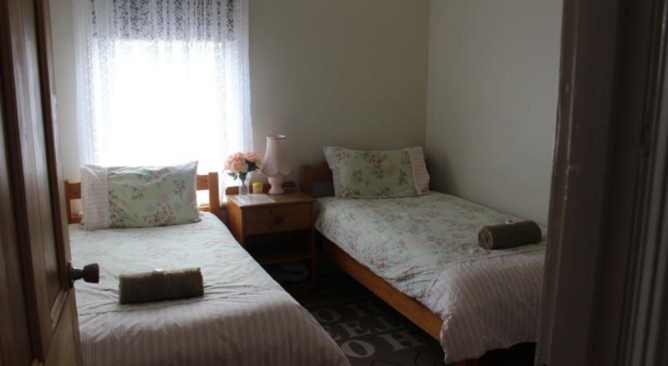 basic twin room | iron/ironing board, bed sheets