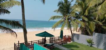 Habitación doble superior, 1 cama de matrimonio grande, vistas al mar | Vistas al mar