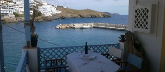 Glaros sea side studio