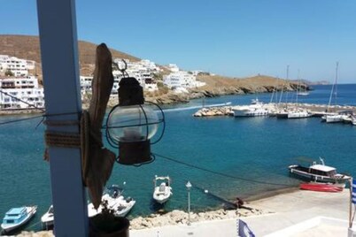 Glaros sea side studio