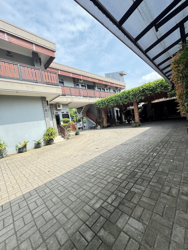 Front of property - Hotel Nuansa Asri (Kudus)