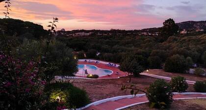 Residence Pinnetta - 4-Sitzer-Apartment mit kostenfreiem Pool und WLAN