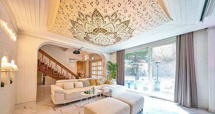 SG Tailored Serviced Home 5min walk from metro