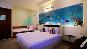 Deluxe Room, 2 Bedrooms, Non Smoking, Courtyard View | Desk, blackout drapes, free WiFi, bed sheets