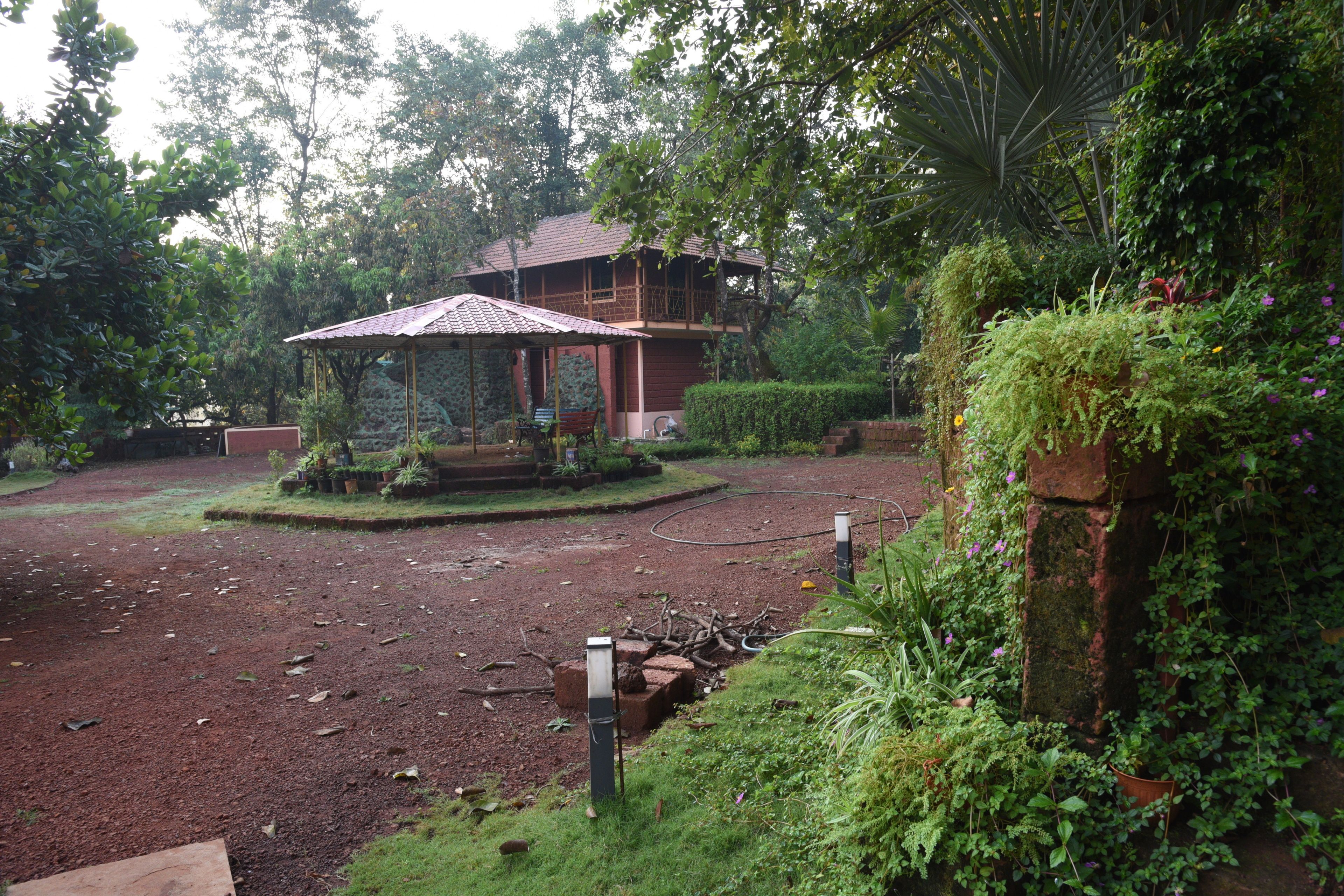 منطقة خارجية لإقامة حفلات الزفاف