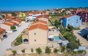 Exterior - Lovely home in Vodnjan (Vodnjan)
