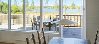 Amazing home in Unnaryd with house sea view