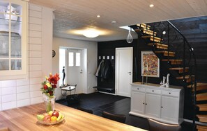 Interior - Gorgeous home in Ystad with kitchen (Ystad)