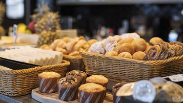 Daily continental breakfast for a fee