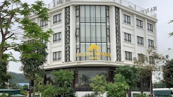 Front of property – evening/night