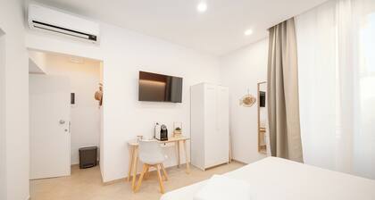 6thLand - Rent Rooms La Spezia