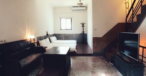 华丽四人房, 多张床 | 迷你吧、隔音、免费 WiFi、床单