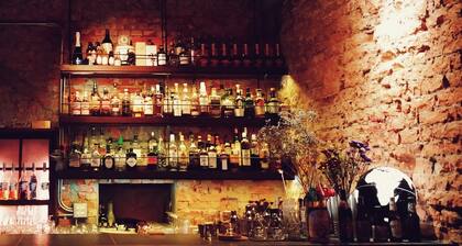 GOIN Old House & Bar
