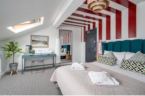Superior Double Room, Ensuite | 1 bedroom - Wellesley Guest Accommodation (Belfast)
