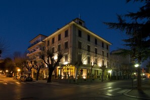 บริเวณภายนอก