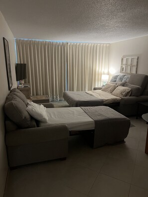 1 bedroom, iron/ironing board, free WiFi, bed sheets