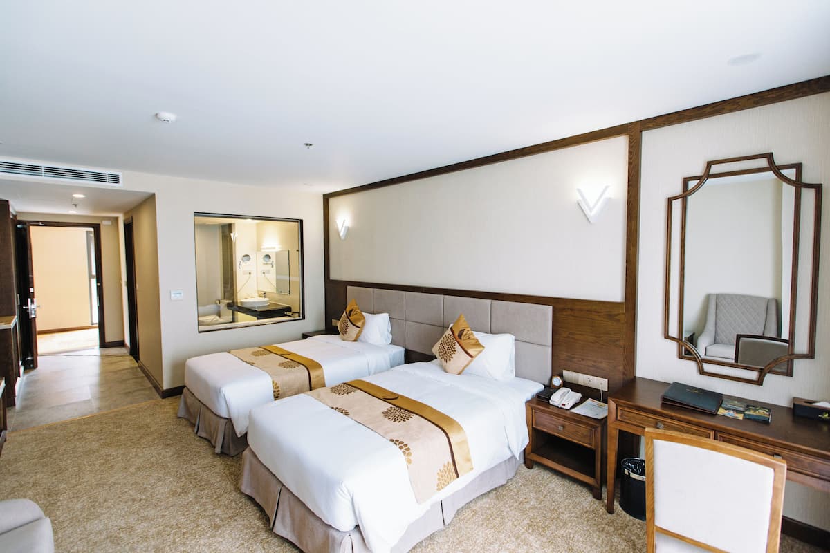 Minibar, in-room safe, desk, blackout curtains