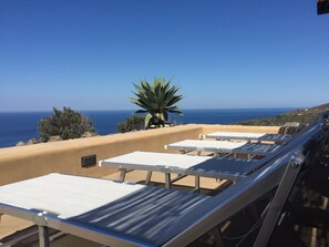 Vila Eksklusif, 3 kamar tidur, kolam renang pribadi | Teras/patio