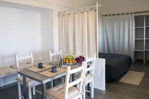 Studio Suite | Private kitchen