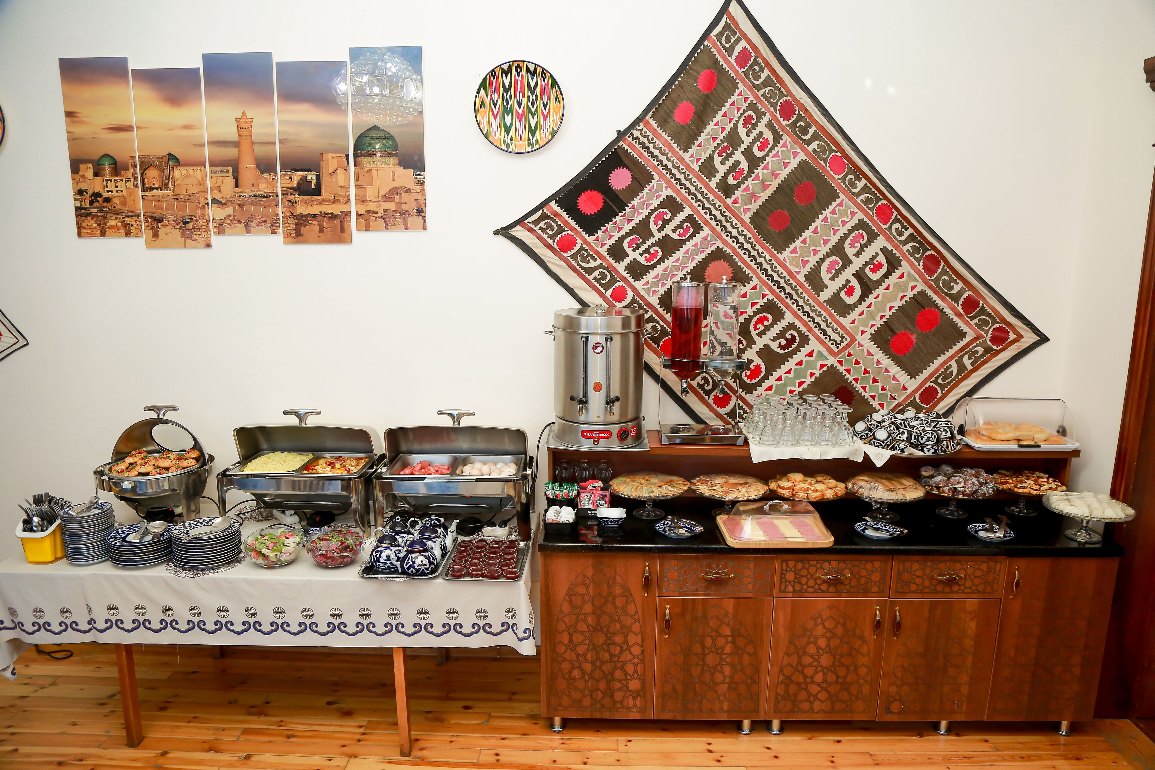Breakfast buffet