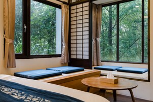 奢華四人房 | 獨特裝潢、布置獨特、遮光布/窗簾、隔音