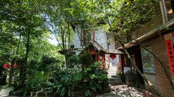 Quadruple Room, Mountain View | Terrace/patio