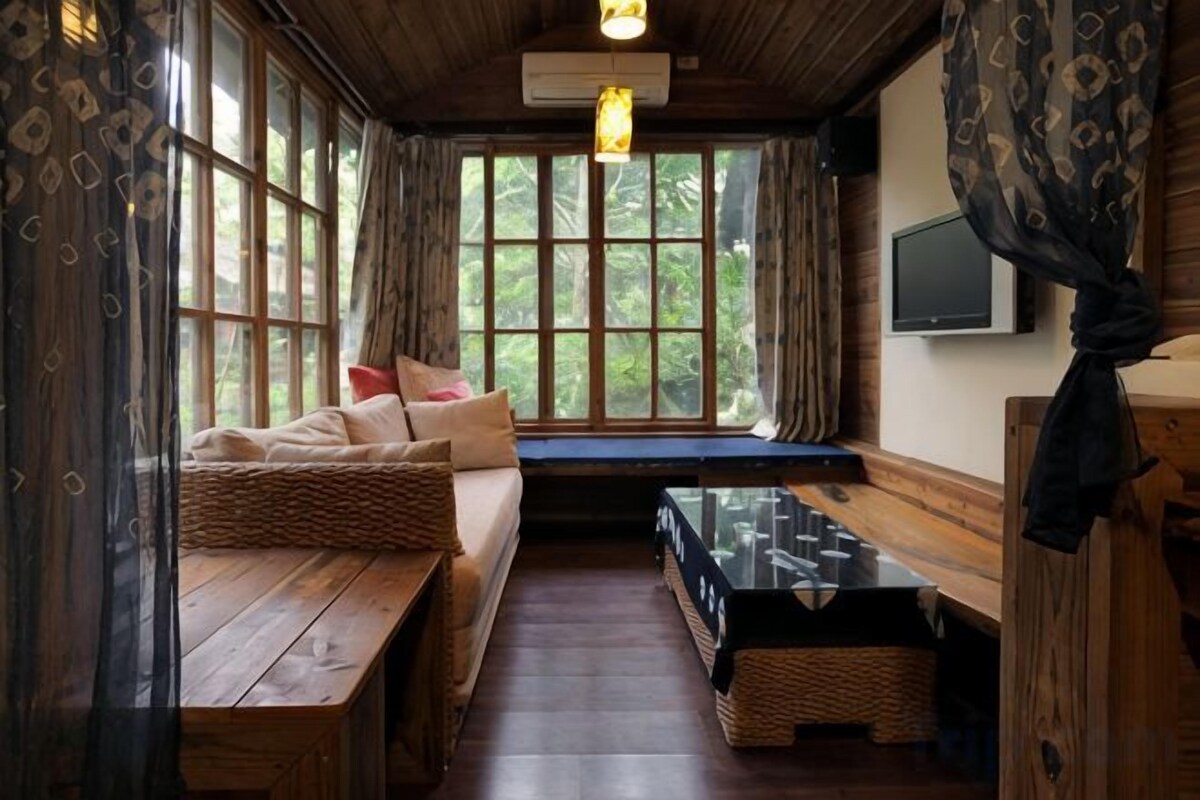 Hexin Barn 2 person room