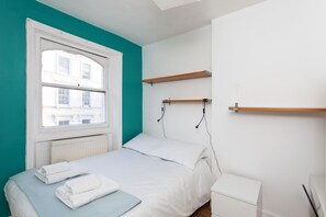 Apartment, 2 Bedrooms | 2 bedrooms, iron/ironing board, free WiFi
