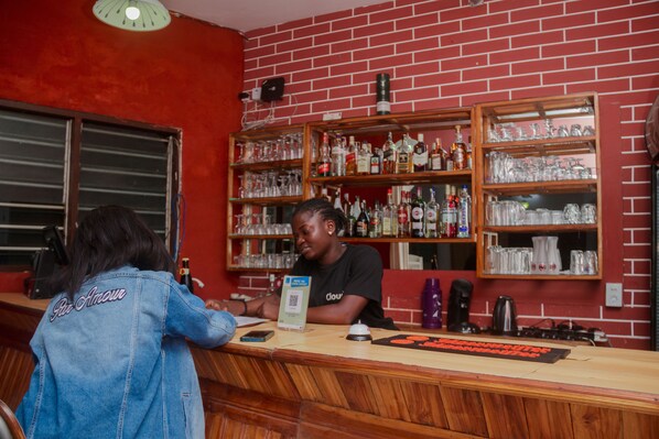 Reception - Cloud9 (Lomé)