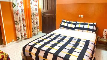 Standaard tweepersoonskamer, 1 tweepersoonsbed (Juliet) | Individueel gedecoreerd, individueel gemeubileerd