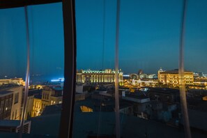 Chambre Deluxe double ou avec lits jumeaux, 2 lits jumeaux, non-fumeur | Vue sur la ville