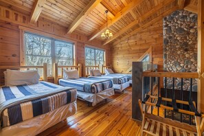 5 bedrooms, free WiFi, bed sheets, wheelchair access