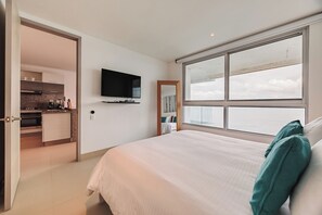1 bedroom, in-room safe, iron/ironing board, WiFi