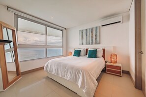 1 bedroom, in-room safe, iron/ironing board, WiFi - Comfortable Unit with Fabulous View in Palmetto Beach (Cartagena)