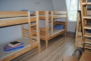 Rollaway beds, free WiFi, bed sheets